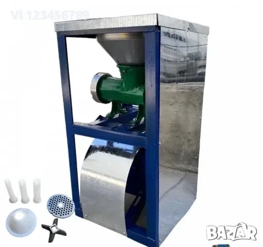 Чугунена електрическа месомелачка №32 метална фуния + плот, снимка 3 - Месомелачки - 50791388