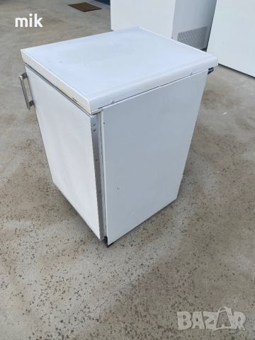 Малък хладилник с камера Bosch, снимка 4 - Хладилници - 46245745