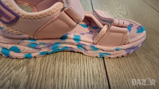 Детски сандали размер 31.5, снимка 8 - Детски сандали и чехли - 50888435