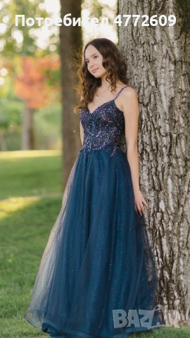 Тъмносиня бална рокля с лилави детайли и гол гръб XS/S размер 