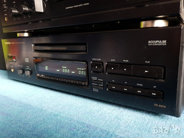 Висок клас плеър CD Onkyo dx 6870, снимка 2 - Ресийвъри, усилватели, смесителни пултове - 54175032