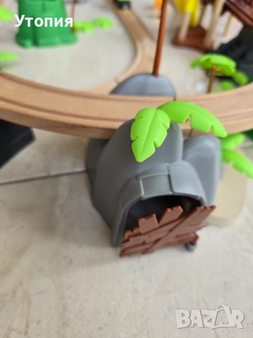 Дървена писта Playtive Jungle, снимка 12 - Коли, камиони, мотори, писти - 52554277