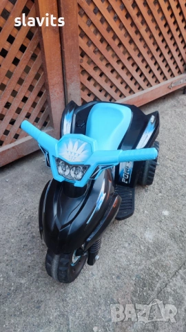 Детска електрическа триколка, снимка 6 - Детски велосипеди, триколки и коли - 53935310