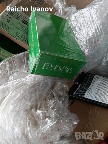 козметика на едро и дребно , снимка 15 - Продукти за коса - 54007095