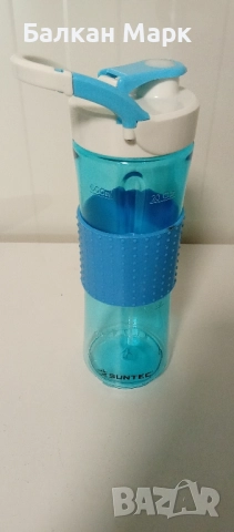 Спортна бутилка Suntec SMO-KIT-9950 – подходяща и за смути! 