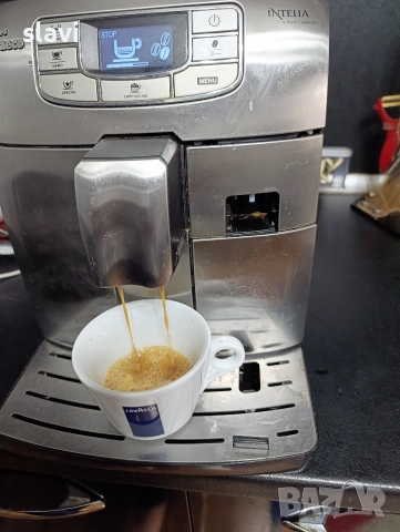 Кафемашина робот Saeco Intelia, снимка 6 - Кафемашини - 52712959