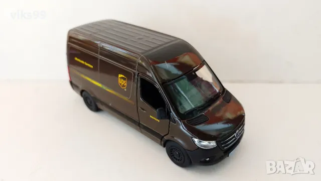 Mercedes-Benz Sprinter UPS Van KiNSMART 1:48 , снимка 6 - Колекции - 47692521