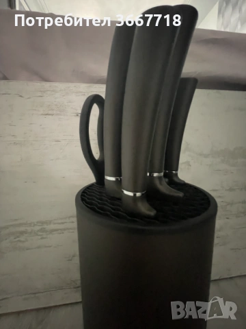 Неупотребяван комплект ножове Berlinger със стойка 7 части, снимка 3 - Прибори за хранене, готвене и сервиране - 54234763