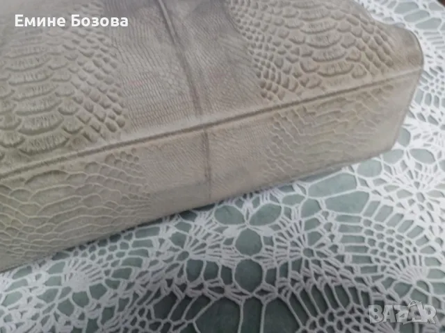 ПРОДАВАМ ДАМСКИ ЧАНТИ РАЗЛИЧНИ - Zara,geniene,PARFOIS, снимка 13 - Чанти - 50320279