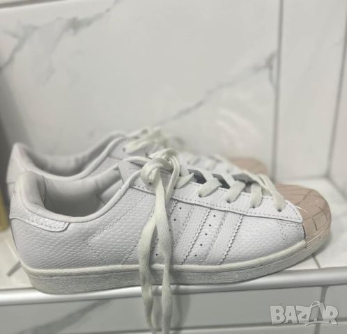 Оригинални маратонки Adidas 15 лв‼️ Номер 38, снимка 2 - Маратонки - 46156524