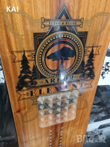 Сноуборд дъска ARBOR 161, снимка 2 - Зимни спортове - 53706145