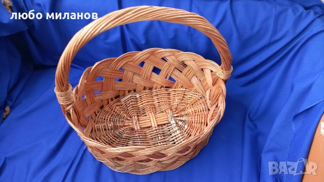 Голяма елипсовидна плетена кошница от едно време, снимка 1 - Антикварни и старинни предмети - 45843276