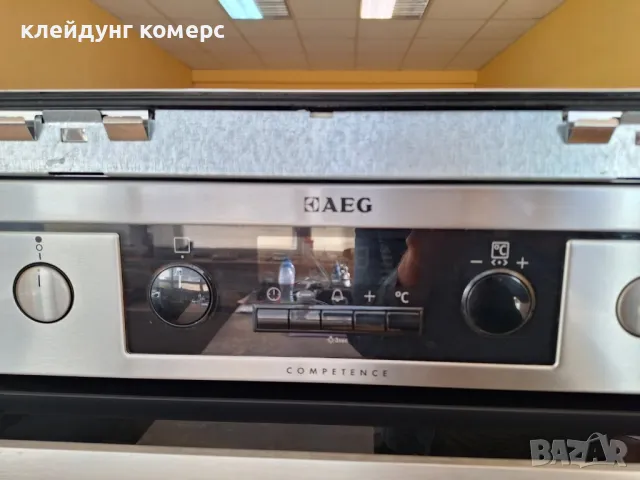 Фурна за вграждане с керамичен AEG COMPETENCE PYROLIS 74л. , снимка 4 - Печки, фурни - 47743105