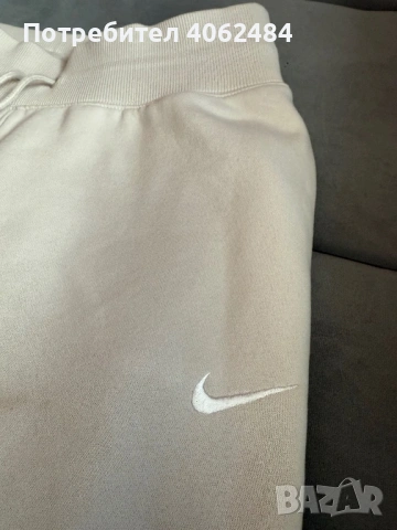 Дамско долнище Nike, снимка 2 - Спортни екипи - 53958058