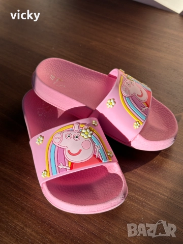 Детски джапанки/чехли Peppa Pig, размер 27, снимка 3 - Детски джапанки - 52960642