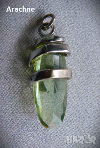 Рядък медальон-ураново стъкло,сребро от Fenton glass,USA, снимка 3 - Колиета, медальони, синджири - 41873992