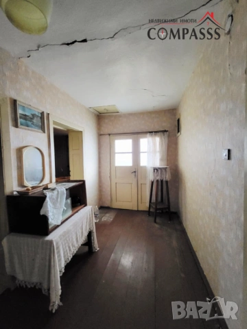 Къща с двор, с. Преселенци, Общ. Ген. Тошево - 40000евро!