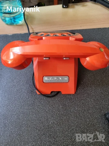 Grundig Sixty Everywhere, снимка 2 - Стационарни телефони и факсове - 50808764