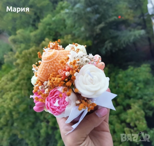 Коледни Букети , снимка 13 - Изкуствени цветя - 52332137