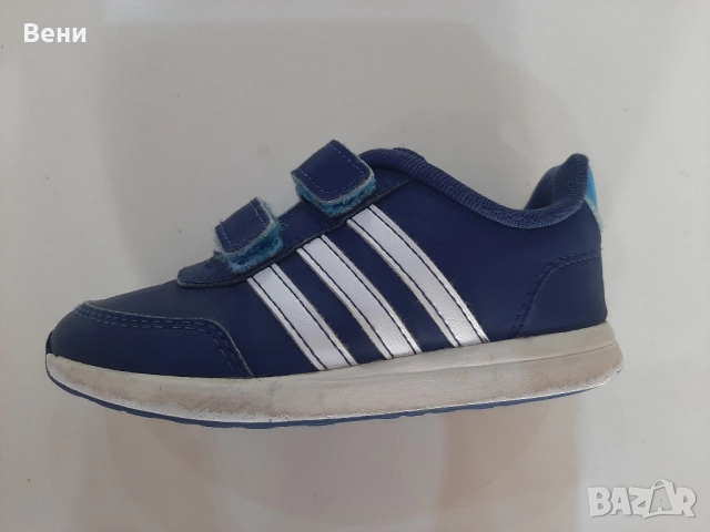Детски маратонки Adidas-25 1/2 размер, снимка 3 - Детски маратонки - 52451858