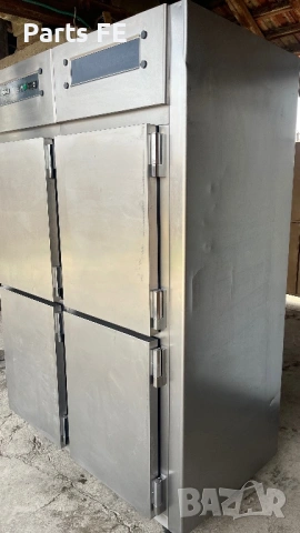 Двоен хладилник професионален 4 врати profesionalen dvoen hladilnik , снимка 2 - Обзавеждане на кухня - 54179109