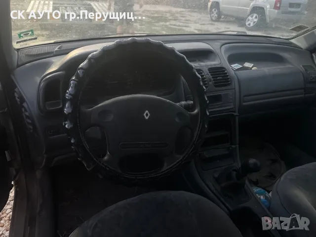 Renault Laguna 1.8 на части, снимка 5 - Автомобили и джипове - 47525861