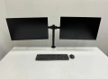 Продавам стойка с два монитора Lenovo 24” L24i-30, снимка 1