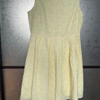 Продавам елегантна рокля с рязана бродерия , снимка 7 - Рокли - 45778743
