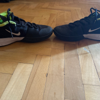 Обувки Nike, снимка 2 - Маратонки - 45004032