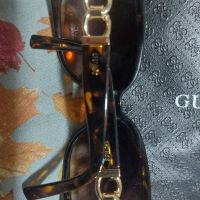 Слънчеви очила Guess , снимка 8 - Слънчеви и диоптрични очила - 45343219