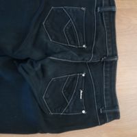 Дамски дънки нови размер 29 с тигели на джобовете, снимка 6 - Дънки - 45808037