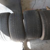 4 бр.зимни гуми Michelin 2.бр.315 35 20 и 2бр.275 40 20 цената е за брой!, снимка 1 - Гуми и джанти - 45716527