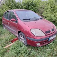 Renault scenic 1.9 , снимка 2 - Автомобили и джипове - 45406650