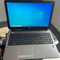 Лаптоп HP 250 G3 Intel 2,2GHz RAM:8GB Диск:SSD 128GB WIN10 оригинален със стикер Laptop компютър, снимка 1 - Лаптопи за работа - 44971694