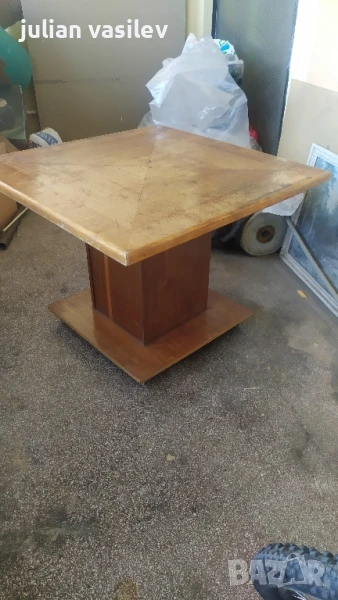 Продавам масивна холна маса , снимка 1