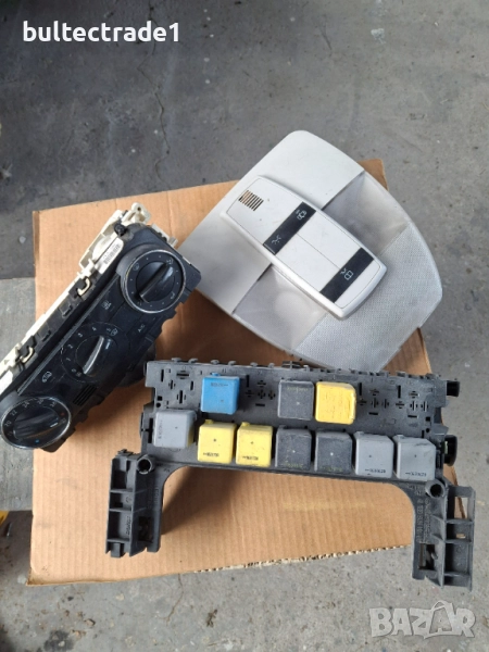 Панел климатик Mercedes A-Class W169/ Плафон / Кутия предпазители, снимка 1