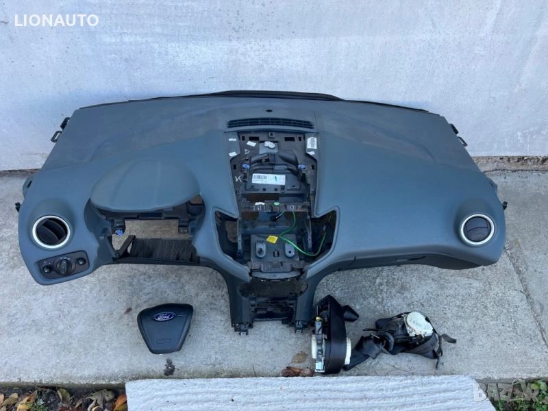  арматурно табло Ford Fiesta, снимка 1