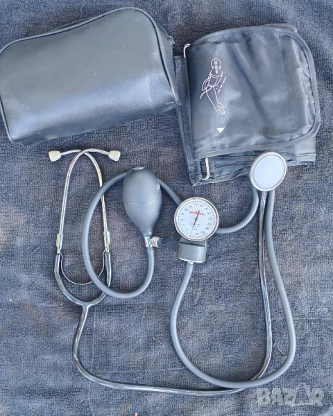 Апарат за измерване на кръвно налягане UniMark. , снимка 1