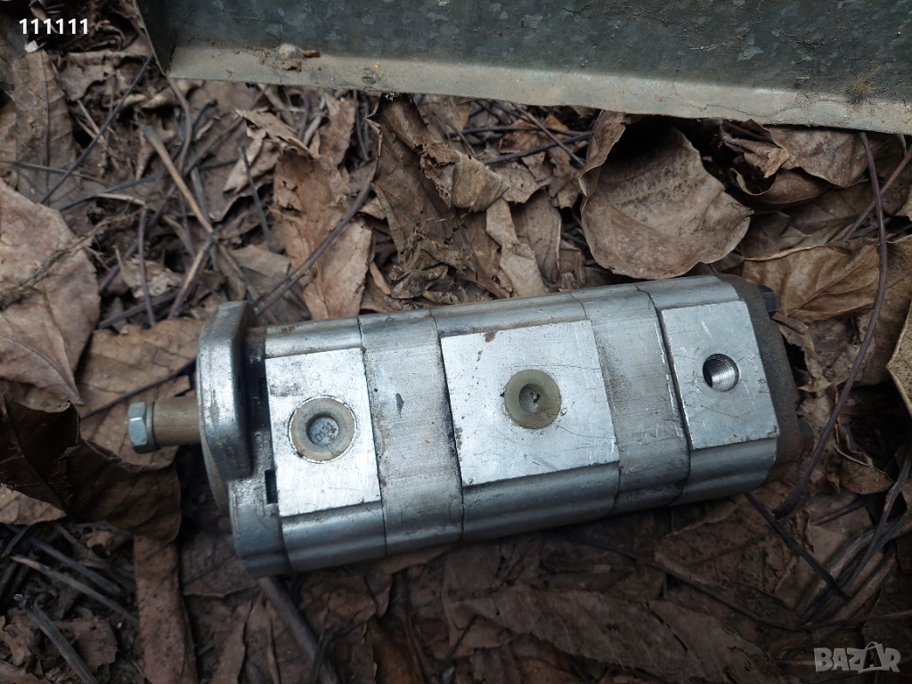 Хидравлична помпа тройна , снимка 1