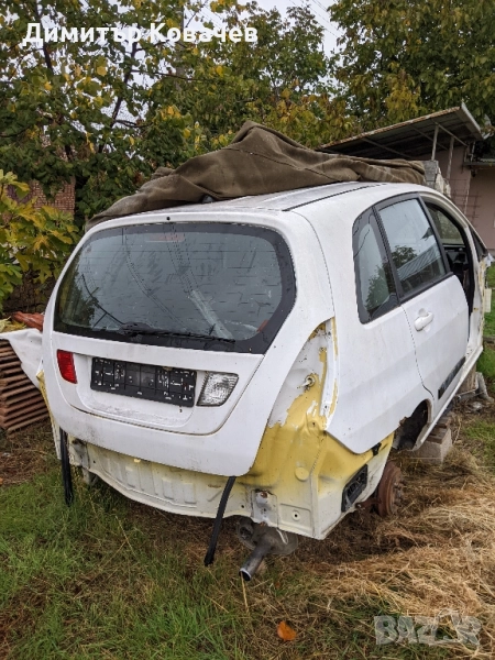 Продавам Сузуки Лиана за части , снимка 1