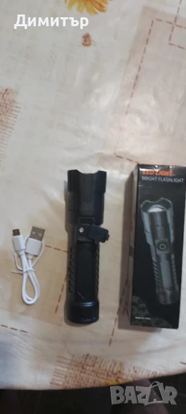 Продавам малък прожектор1 бр. USB акумулаторно фенерче, супер ярка LED  светлина , снимка 1