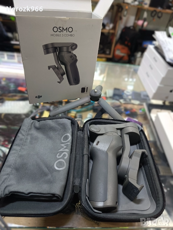 DJI Osmo Mobile 3 combo - Сгъваем Гимбал за Смартфони, снимка 1