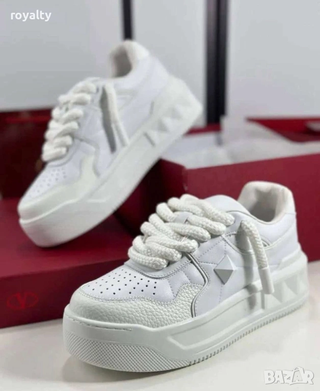 Valentino Garavani Бели Маратонки 36-44 Номер Най Висок Клас , снимка 1