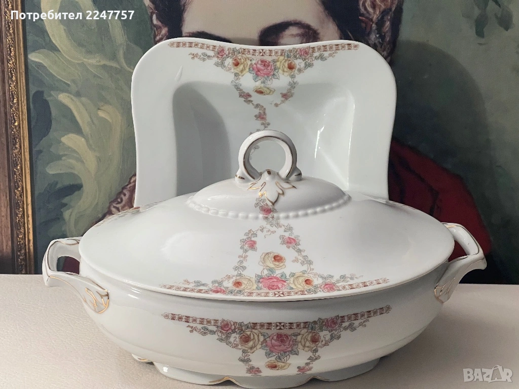 Античен супник с купа порцелан, снимка 1