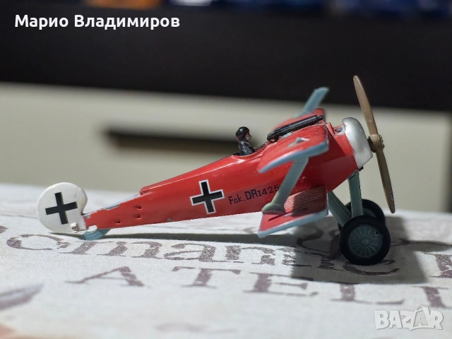 Метален самолет foker DRi 425, снимка 2 - Колекции - 51556595