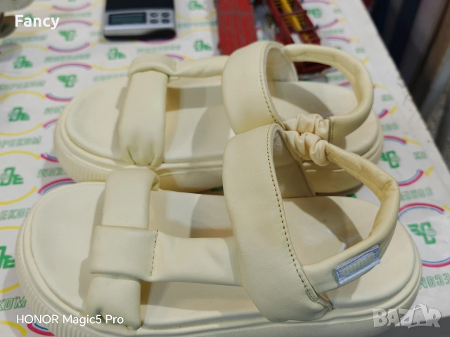 Сандали Puma 37 номер, снимка 4 - Сандали - 53618488
