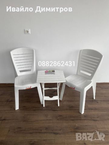 Комплект маса със два стола, снимка 1 - Столове - 45205901