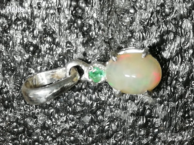 Сребърна висулка с Опал и Смарагд , снимка 4 - Колиета, медальони, синджири - 19865278