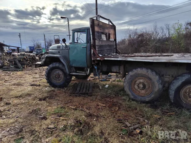 Зил 131 за дърводобив изправен, снимка 1 - Камиони - 48047246