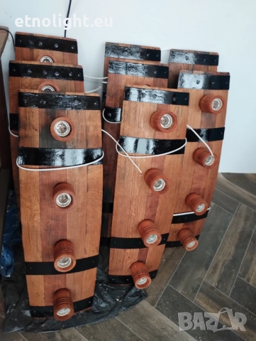 Полилеи от автентични реставрирани бъчви с ръчно изработени дървени чашки, снимка 7 - Полилеи - 52771082